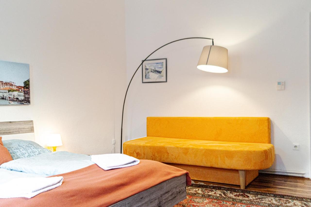 Comfy 2Br- Apartment Near Wiener Stadthalle ภายนอก รูปภาพ